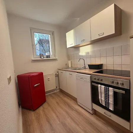 Gemuetliche Handwerker-wohnung Mit Balkon Und Wlan, Ideal Fuer 3 Personen Appartement *