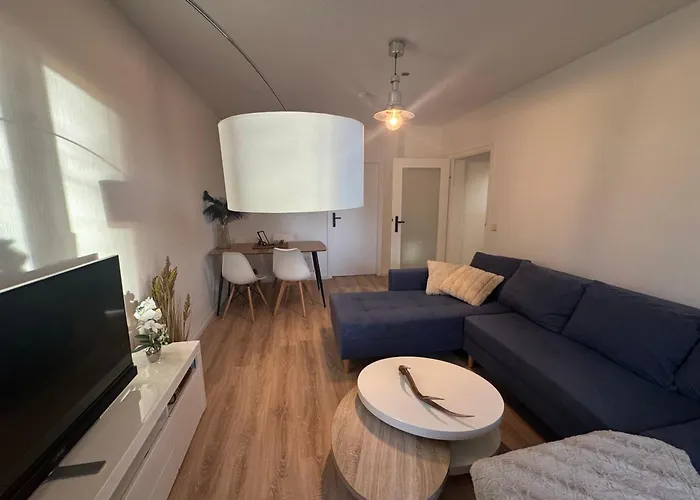 Gemütliche Handwerker-wohnung Mit Balkon Und Wlan, Ideal Für 3 Personen Spremberg