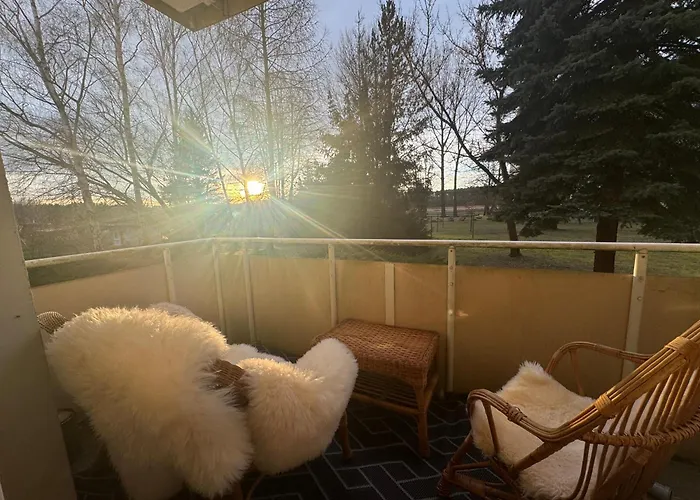 Gemütliche Handwerker-wohnung Mit Balkon Und Wlan, Ideal Für 3 Personen *