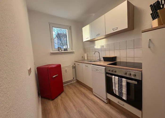 Gemütliche Handwerker-wohnung Mit Balkon Und Wlan, Ideal Für 3 Personen Apartamento *